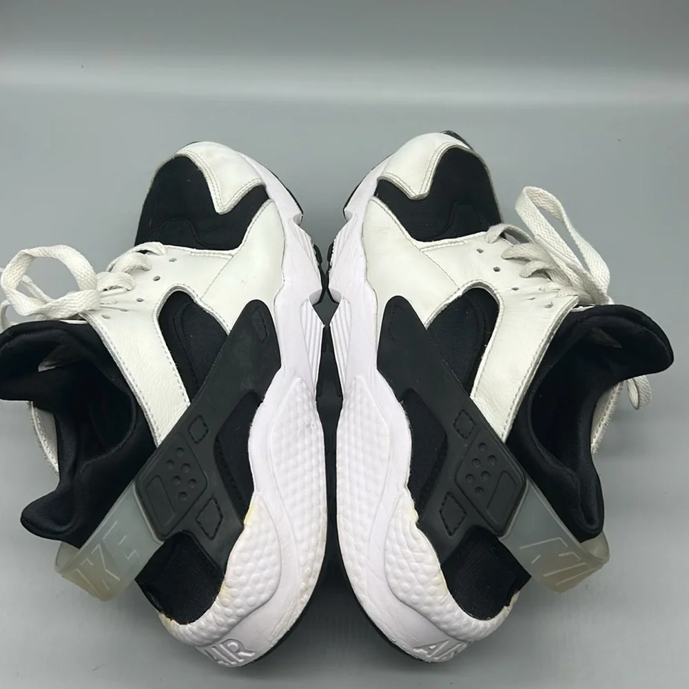Nike Mens Size 9 Air Huarache OG Orca White Black Oreo Shoes Sneakers